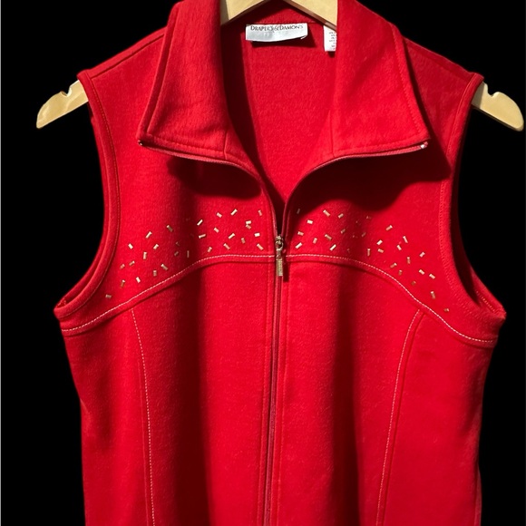 Drapes & Damons Womens Red Vest with gold Studs Size P S - Picture 2 of 11